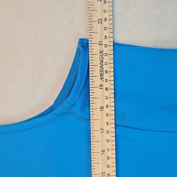 Ladies Golf Bundle, Nike Skort And Lopez Sleeveless Top - Picture 7 of 8